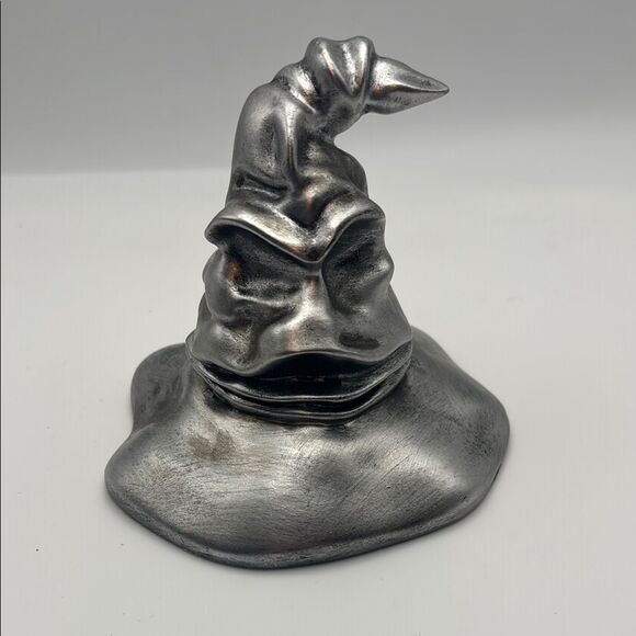 Warner Bros Silver Harry Potter Sorting Hat Sculpture/Paper Weight - Picture 1 of 5